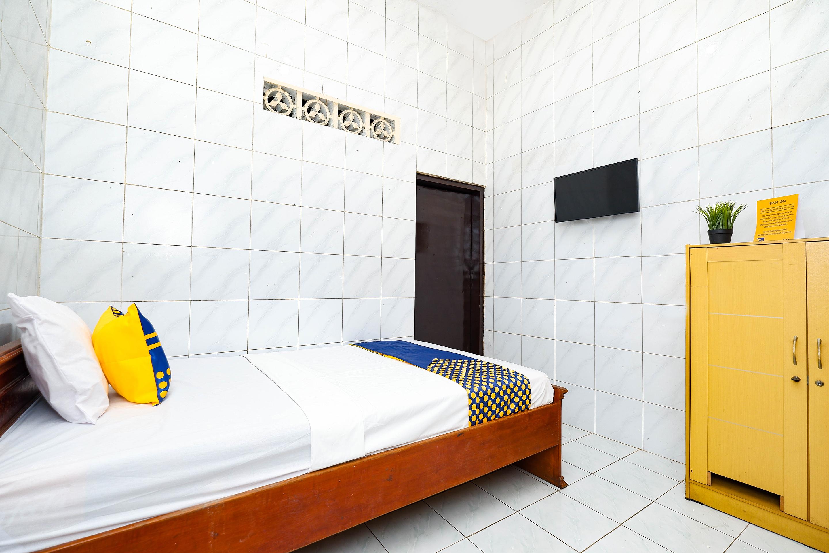 Spot On 2011 Hotel Mekar Sari Solo Εξωτερικό φωτογραφία
